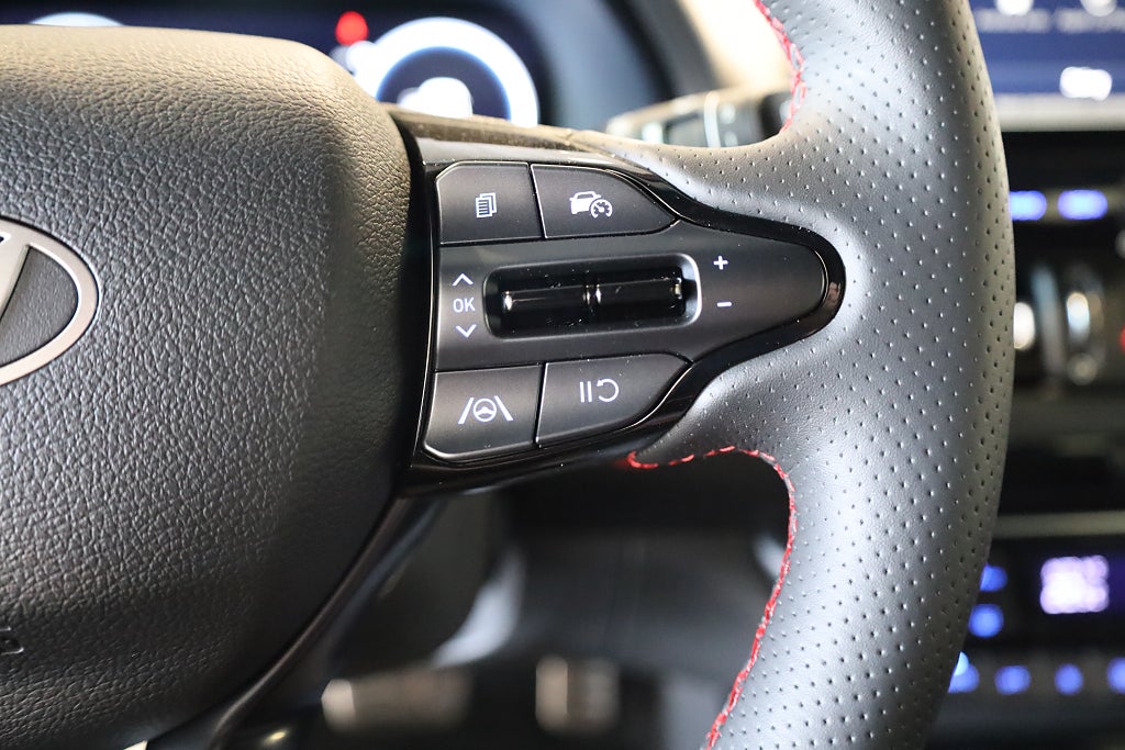 Hyundai i30 Kombi 1.5 T-GDi AUT N-Line Navi Kamera Leasbar 2025