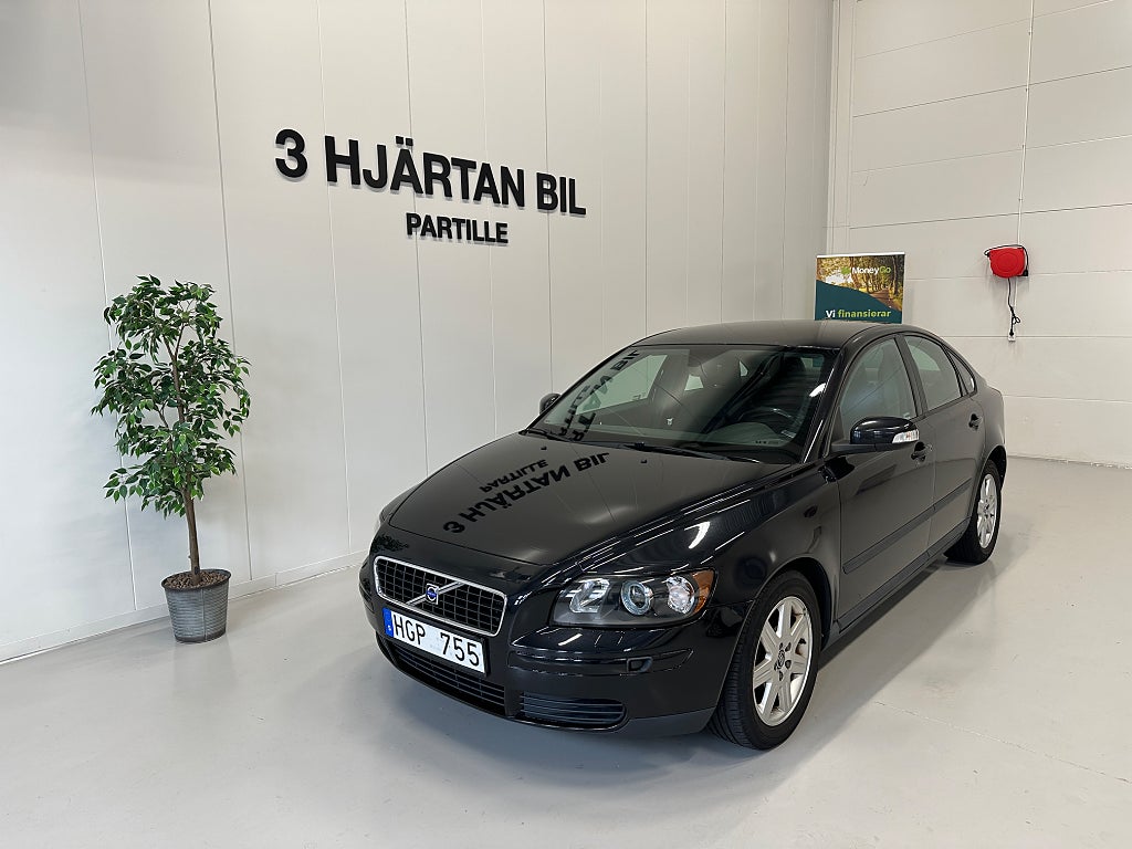 Volvo S40 2.4i Kinetic I NyServad/ NyBes I Ränta 1,95%  