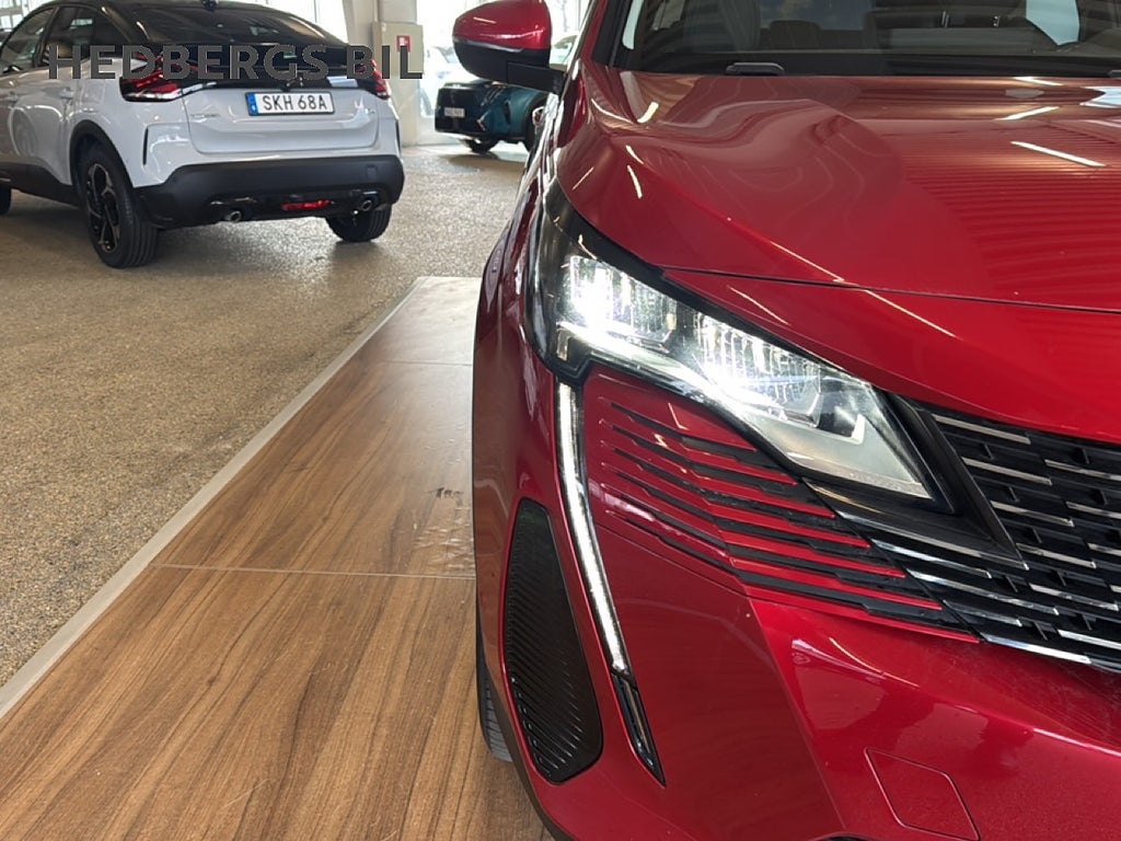 Peugeot 3008 Allure 1.2 PureTech 130HK AUT thumbnail