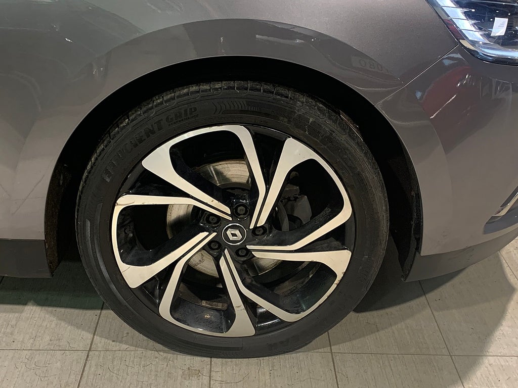 Renault Grand Scénic 1.5 dCi EDC 110hk | BOSE Edt | Drag | 7-sits | M-Värm