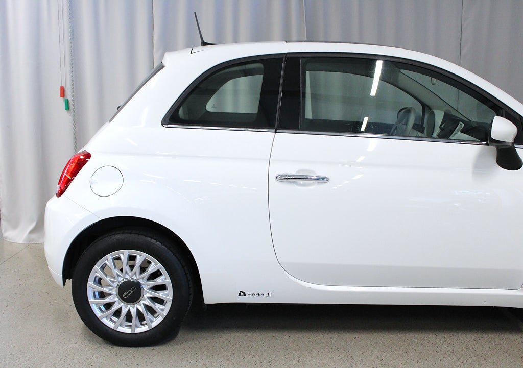 Fiat 500 1.2 69hk Lounge, Panorama, S&V-hjul, Lågmil