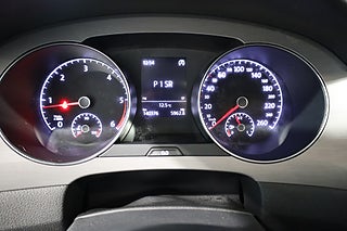 Halvkombi Volkswagen Golf 17 av 21