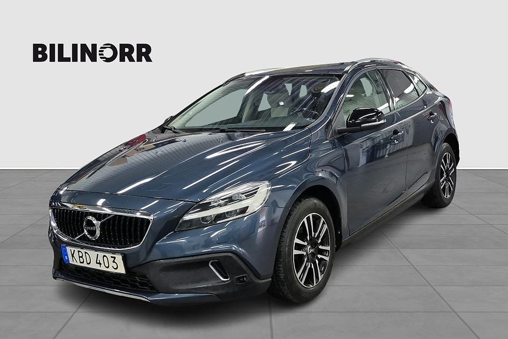 Volvo V40 Cross Country V40 CROSS COUNTRY AWD MOMENTUM |...