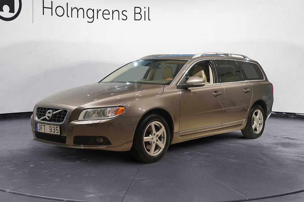 Volvo V70 2,65% ränta D3 163hk Summum Läder Värmare Drag Soltak Glas