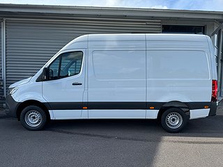 Transportbil - Skåp Mercedes-Benz Sprinter 3 av 22