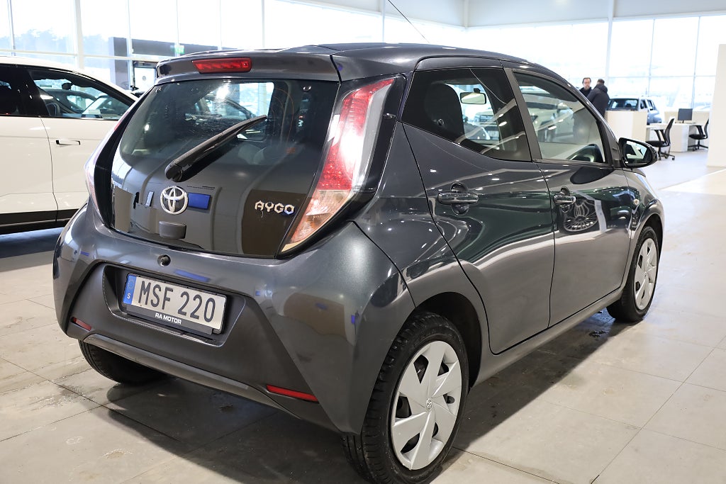 Toyota Aygo 5-dörrar 1.0 VVT-i X-PLAY Touch Blåtand 2015