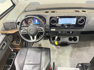 Husbil-integrerad Frankia PLATIN 31 av 33