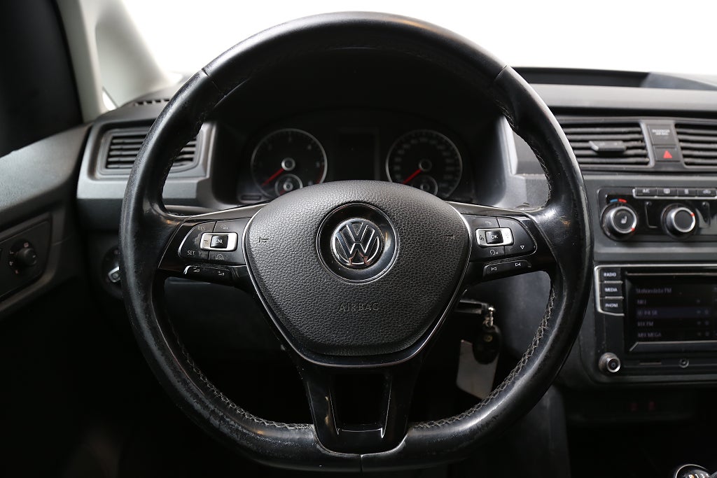 Volkswagen Caddy Maxi Van 2,0 TDI 4Motion 122hk Skåp Värmare Drag Ny Kamrem 2017