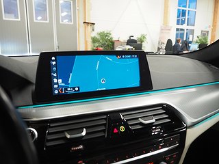 Sedan BMW 520 14 av 21