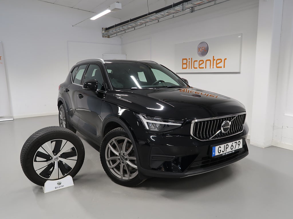 Volvo XC40 *3,99% RÄNTA* Recharge T4 V-Däck ingår Navi-BLIS-Keyle 