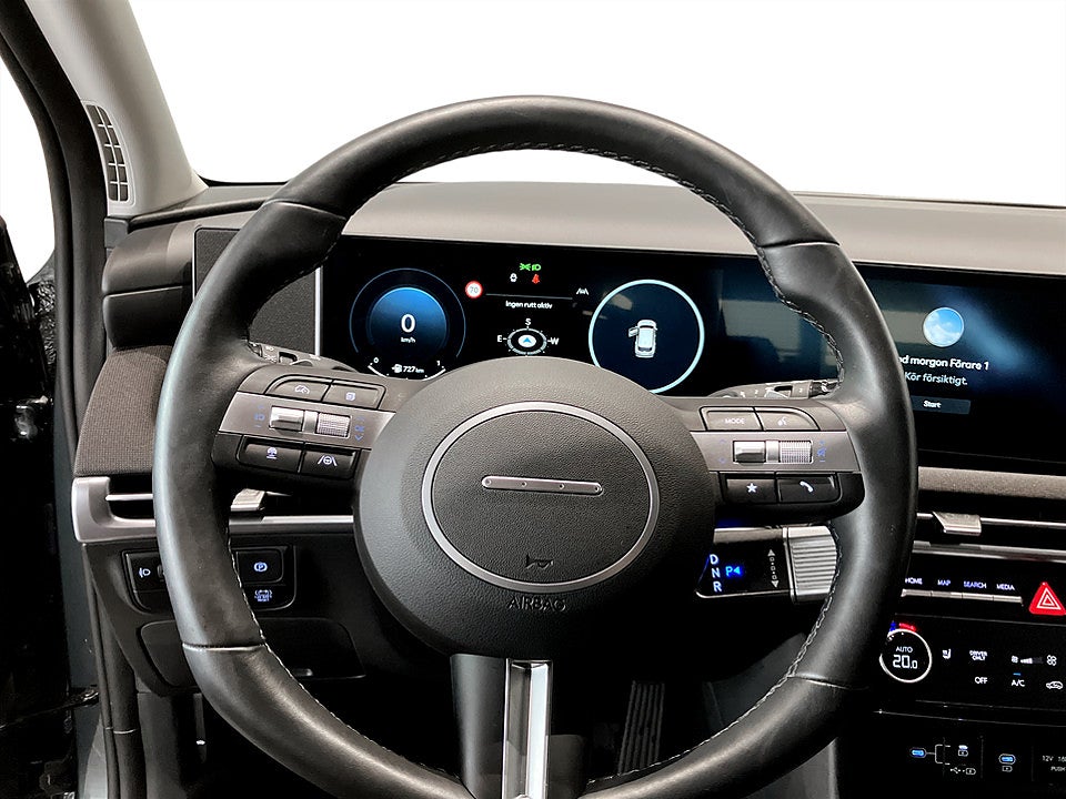 Bild på Hyundai Tucson Essential Hybrid 215hk Aut 4WD B-KAMERA CARPLAY