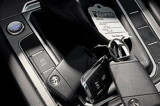 Kombi Volkswagen Passat 16 av 21