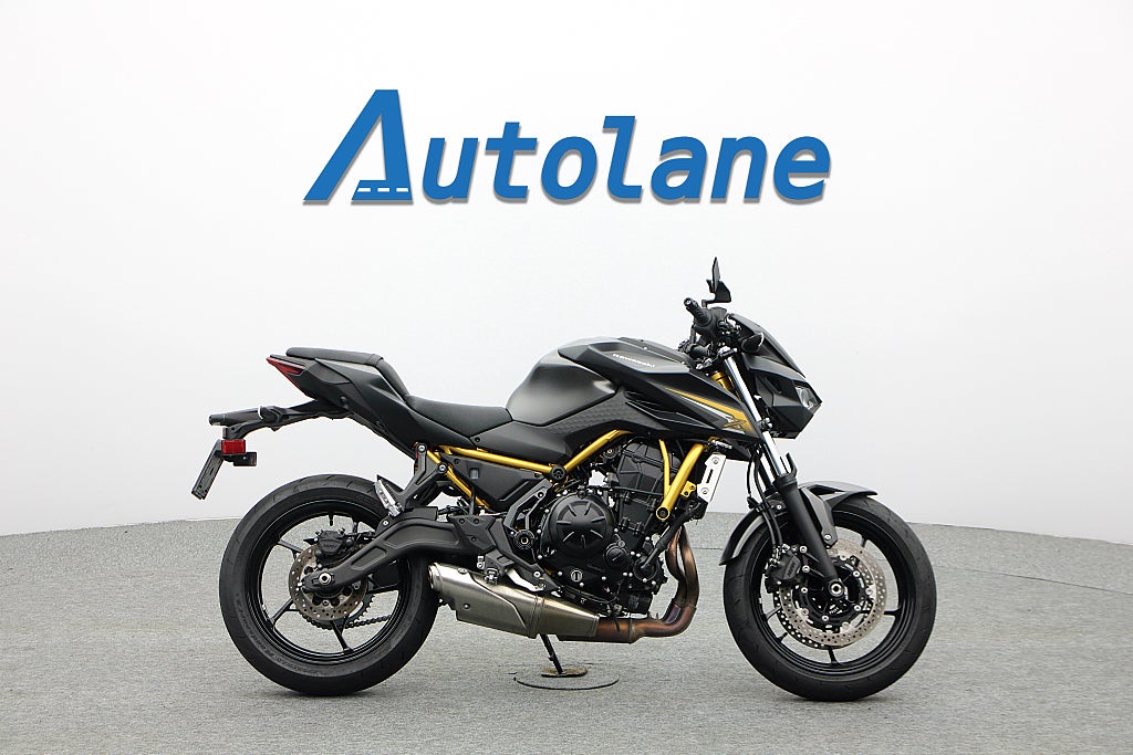 Kawasaki NINJA Z650* Traction control ABS Bluetooth