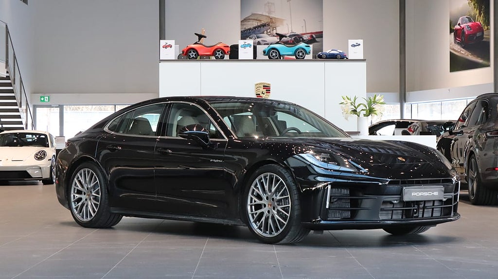 Porsche Panamera 4 E-Hybrid