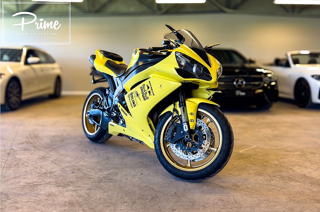 Yamaha YZF R1 Yzf-R1 | 180hk | Akrapovic |