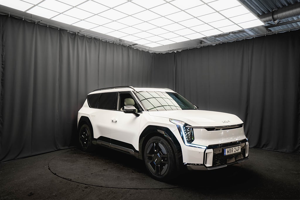 Kia EV9 AWD GT-Line 7-Sits PANO 360° HUD 98%SoH 1-ÄGARE MOMS