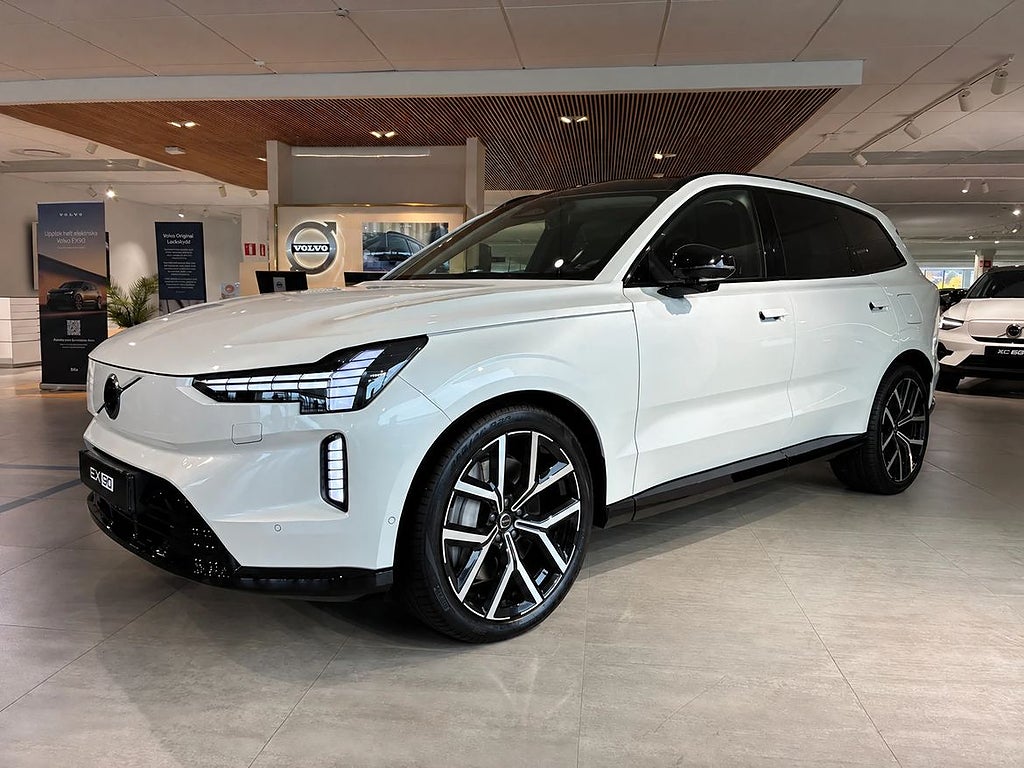 Volvo EX90