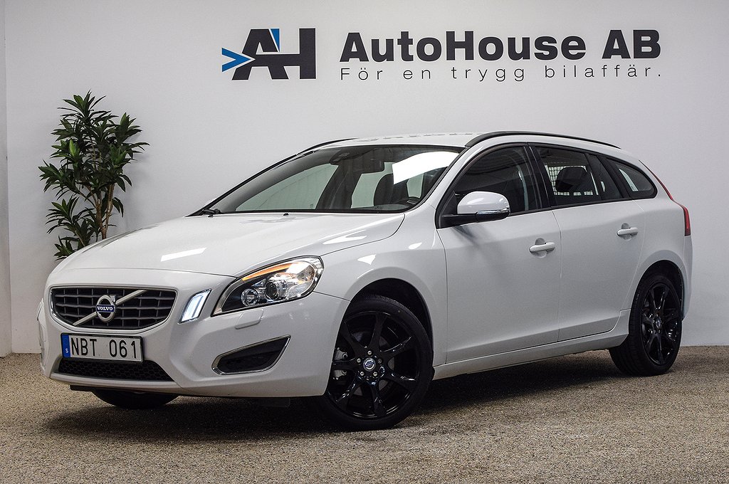 Volvo V60 T3 150HK Momentum Drag Skinn Kamrem bytt