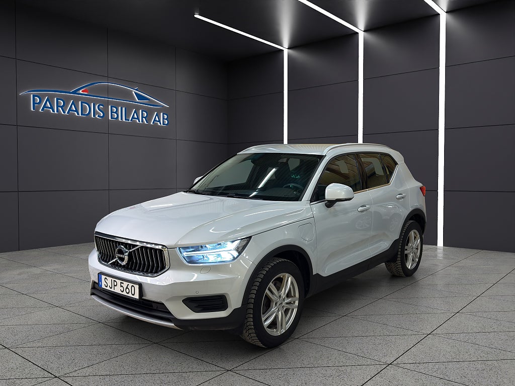 Volvo XC40 Recharge T4 DCT Momentum Nyservad