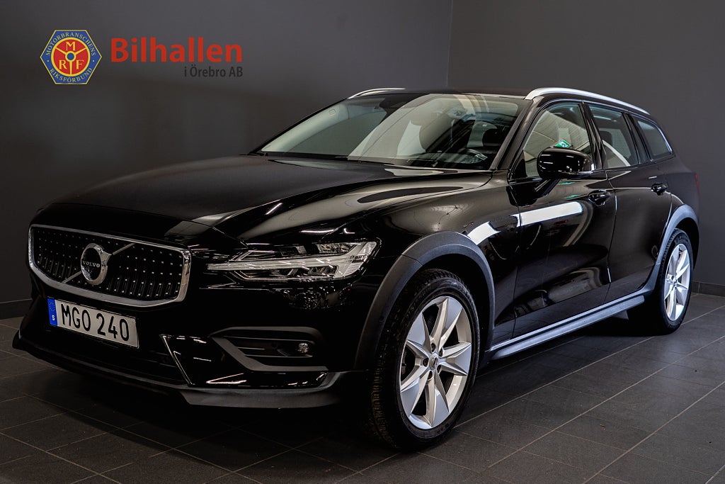 Volvo V60 Cross Country D4 AWD Läder Vent. Navi 360° Kam HUD