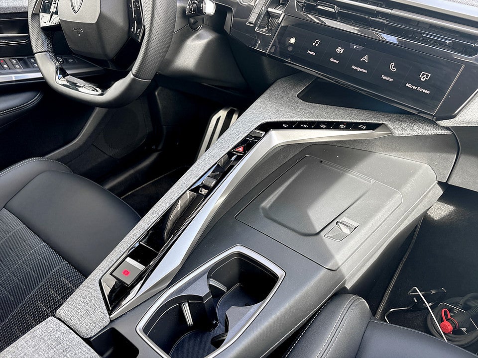Bild på Peugeot 3008 GT Hybrid 145hk Aut B-KAMERA DRAG VÄRMARE