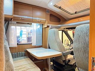 Husbil-halvintegrerad LMC LIBERTY 654 G TI 8 av 26