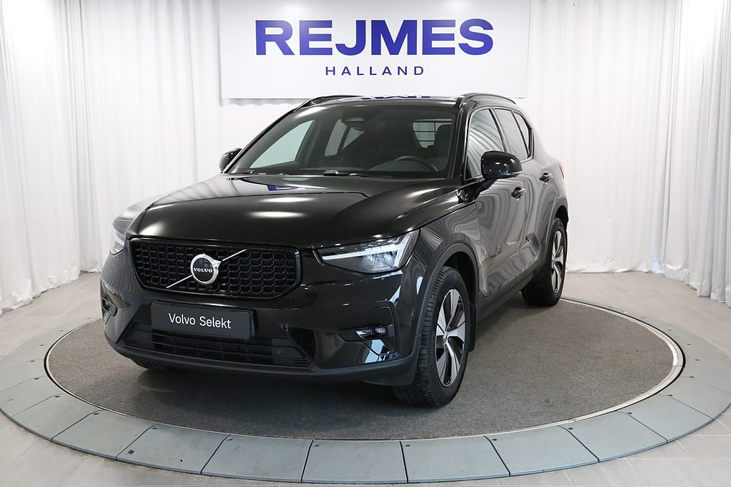 Volvo XC40 B4 FWD Bensin Plus Dark |Drag |Kamera |Elstol