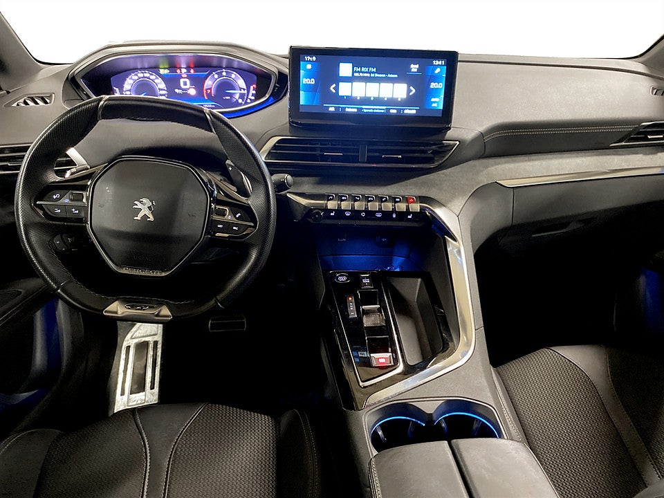 Bild på Peugeot 5008 GT 1.2 PT 130hk Aut 7-SITS B-KAMERA CARPLAY