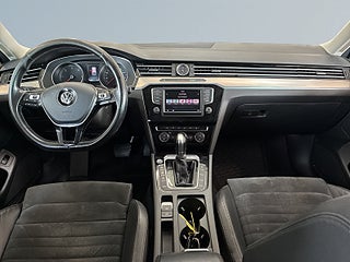 Volkswagen Passat SC 2.0 TDI DSG 4M GT R-Line S&V-hjul/Kamera/Drag/Dvärm – bild 8