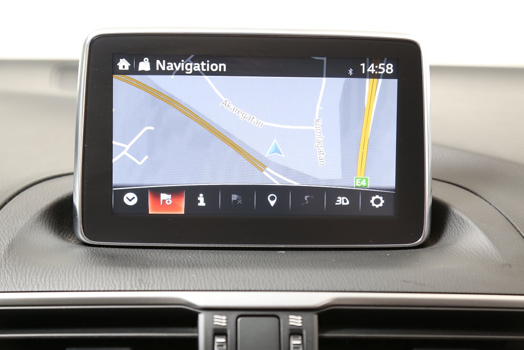 Mazda 3 2,2 DE SKYACTIV-D Vision 150hk Navi P-sensor Drag 2015