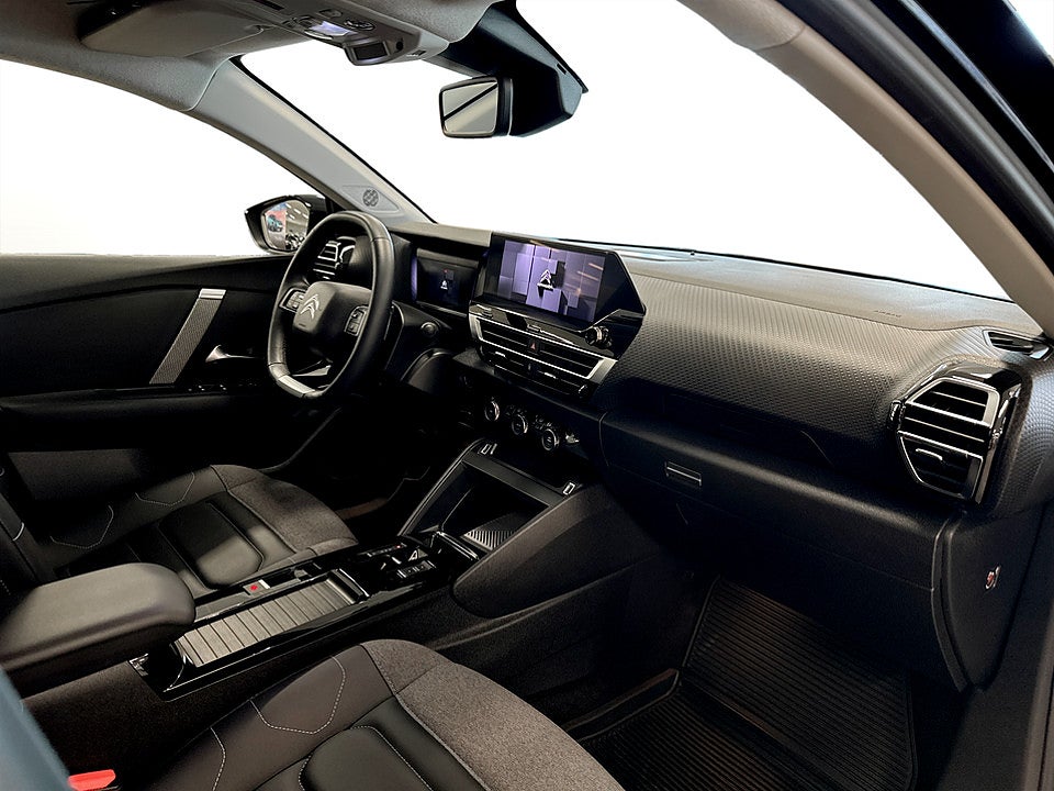 Bild på Citroën C4-X Shine 1.2 PT 130hk Aut B-KAMERA RATTVÄRME CARPLAY