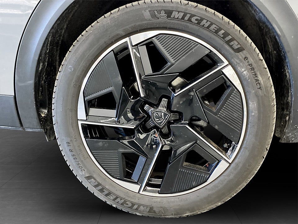 Bild på Peugeot 408 GT 1.2 PT 130hk Aut B-KAMERA ELSTOL CARPLAY