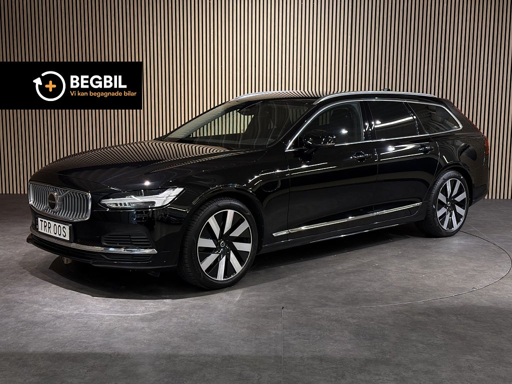 Volvo V90 Recharge T6 AWD / Läder / Drag / Värmare / Leasbar
