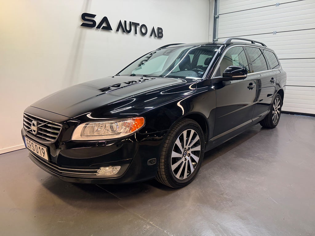 Volvo V70 T4F Powershift Momentum Ny Kamrem