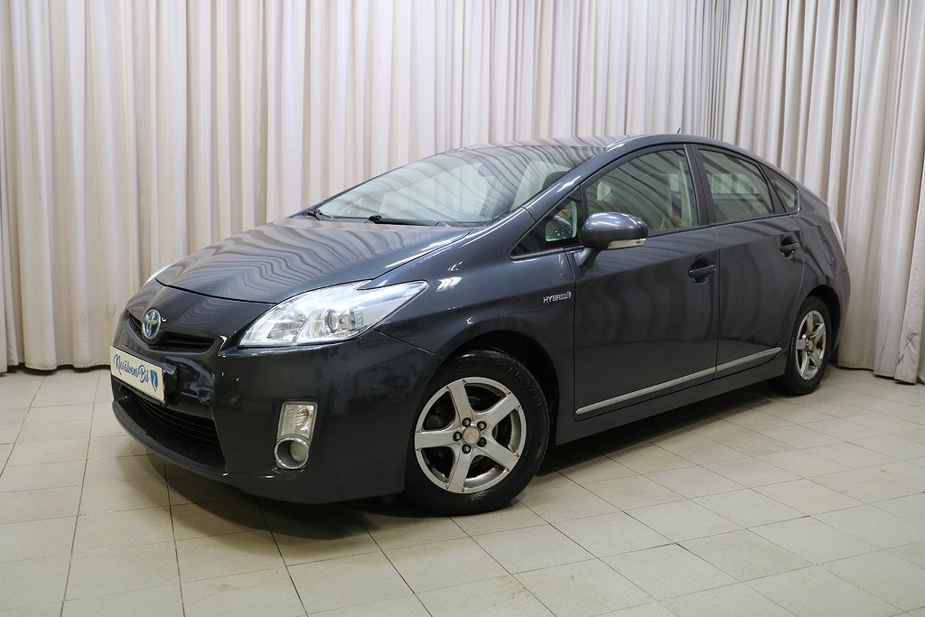Toyota Prius 1.8 CVT Hybrid (99hk) M-värmare / Head-Up