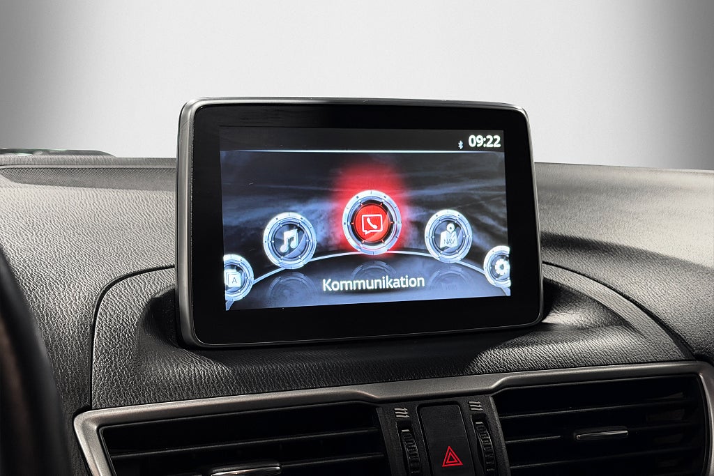 Mazda 3 Sport 2,0 SKYACTIV-G 120hk Vision Navi P-sensorer 2016