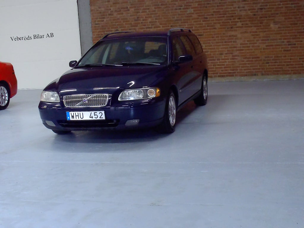 Volvo V70 2.4 Kinetic Euro 4 SÅLD!!