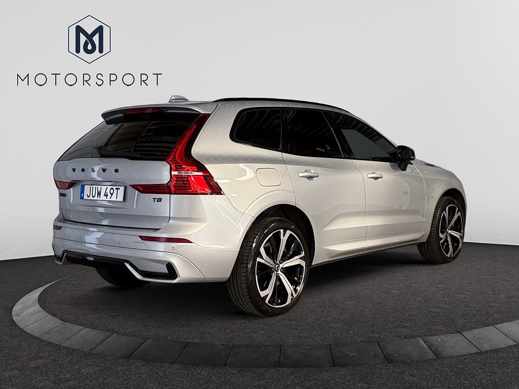 Volvo XC60 Recharge T8 AWD R-Design Adap-fart Drag Navi H/K Pano bild 7