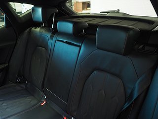 Kombi Cupra Formentor 19 av 27