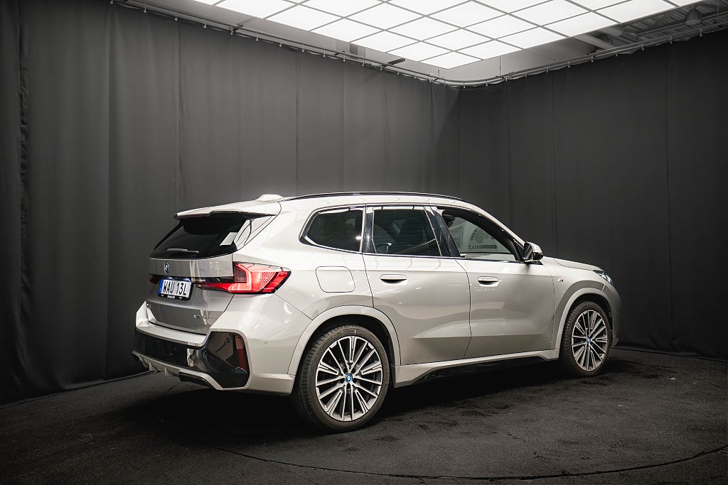 BMW X1 M Sport PANO 360° HUD H/K ELSTOL 97.9%SoH MOMS