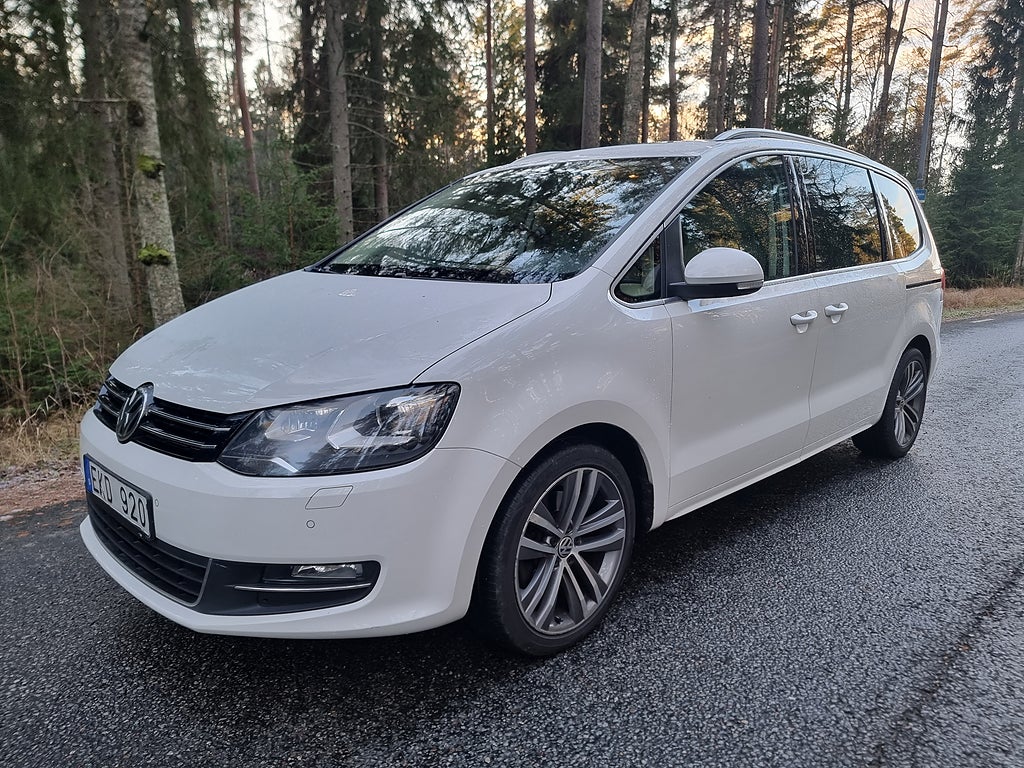 Volkswagen Sharan 7-SITS 2.0 TDI BMT GT / BACKKAMERA / PANORAMA