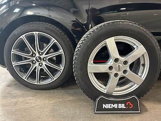 Kia Soul 1.6 GDI DCT Värmare Pano Navi Psens Kamera S&Vdäck