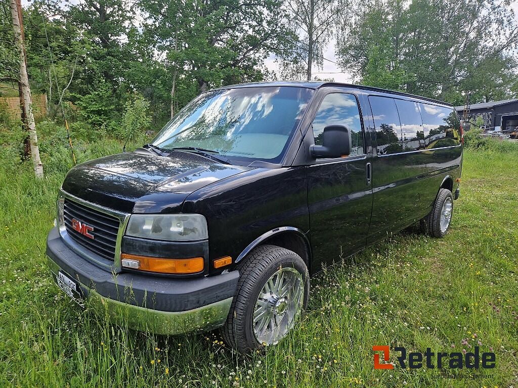 GMC Savanna 