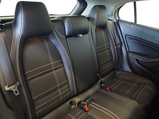 SUV Mercedes-Benz GLA 12 av 22