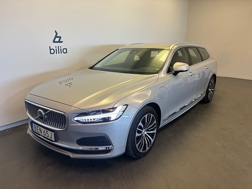 Volvo V90 Recharge T6 Core Edition / Keyless / Dragkrok /...