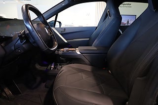 SUV BMW iX 12 av 32