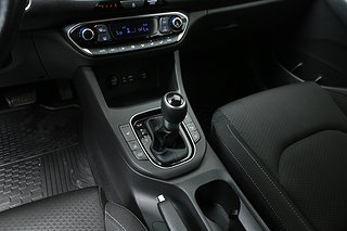 Halvkombi Hyundai i30 24 av 27
