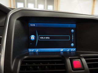 SUV Volvo XC60 17 av 19