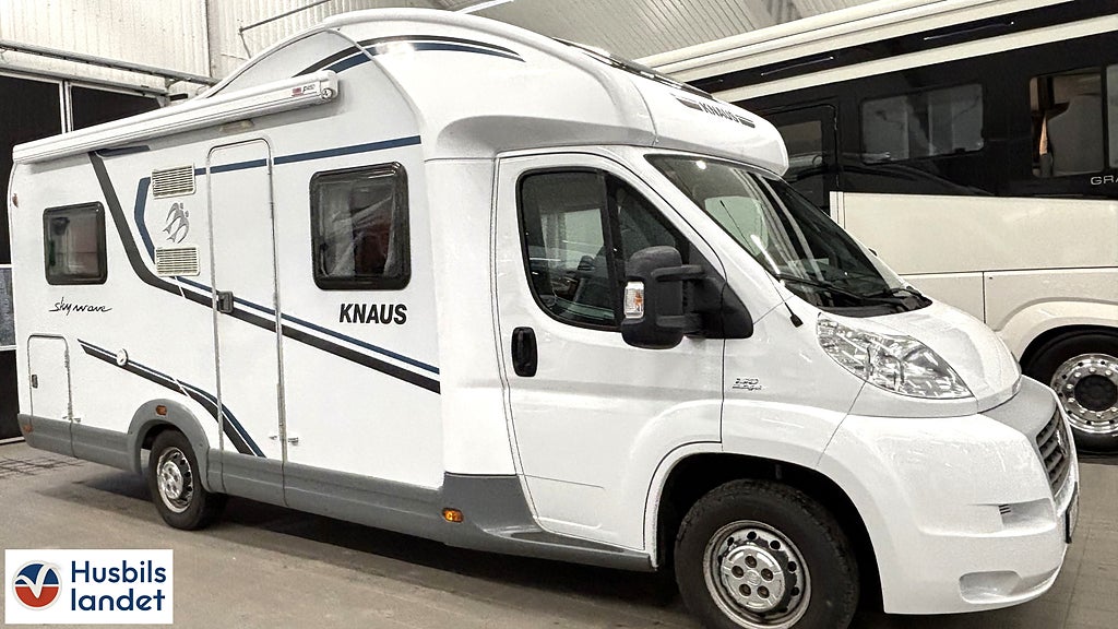 Knaus Sky Wave 650 MF/TAKSÄNG