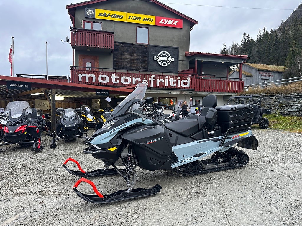 Ski-Doo Expedition SE 900 ACE Turbo R -27 